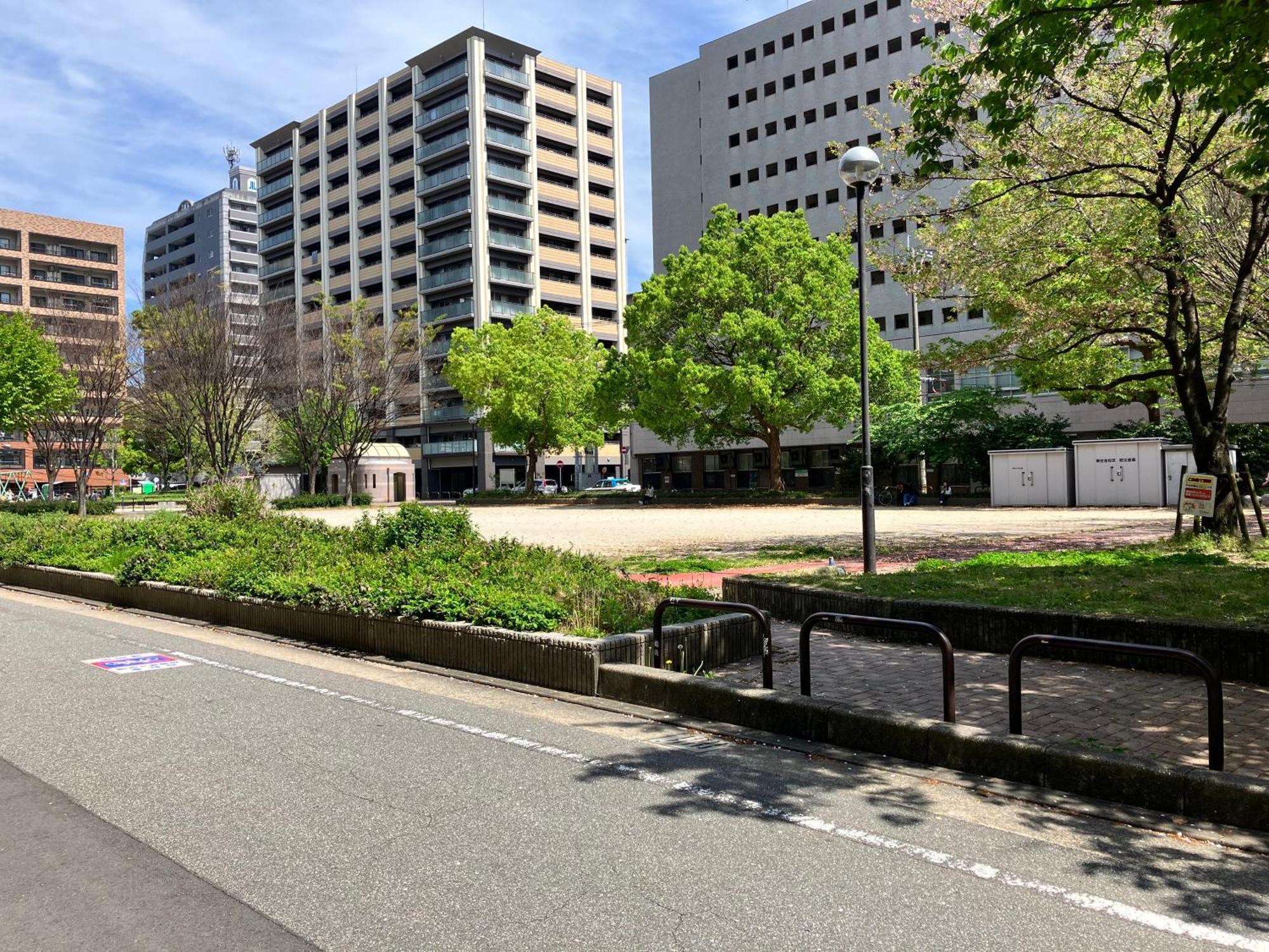 Parkside Inn Hakata PREMIUM Fukuoka  Bagian luar foto